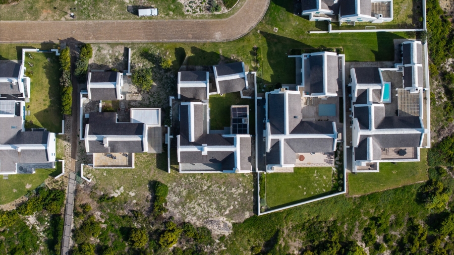 6 Bedroom Property for Sale in Struisbaai Western Cape
